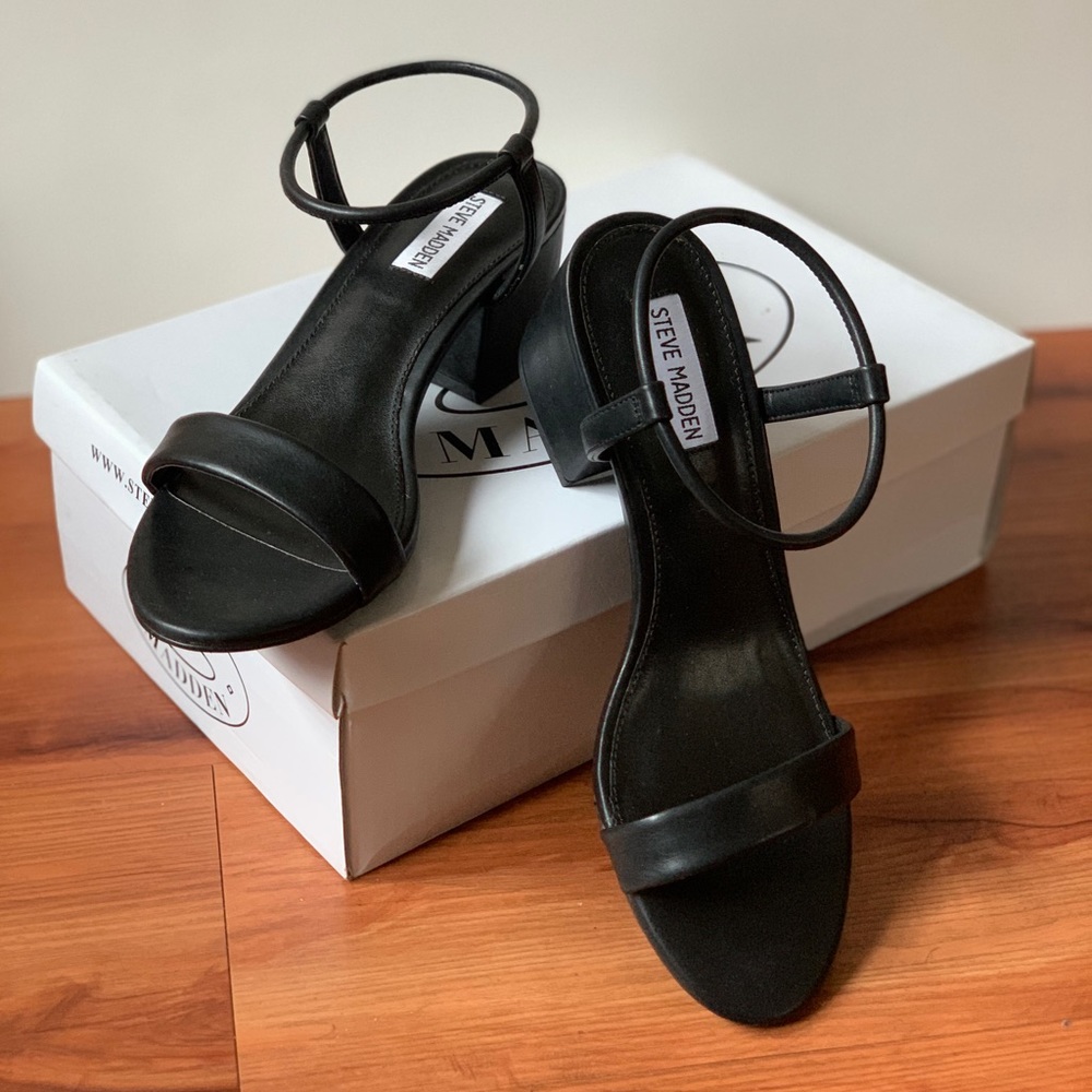 🔥Steve Madden🔥Inessa Sandal